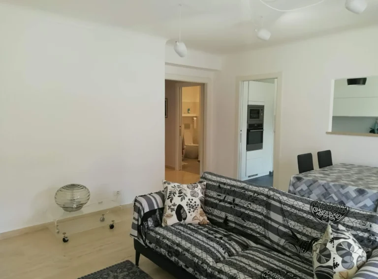 Copertina del progetti di ristrutturazione completa appartamento a Mentone, in Costa Azzurra.